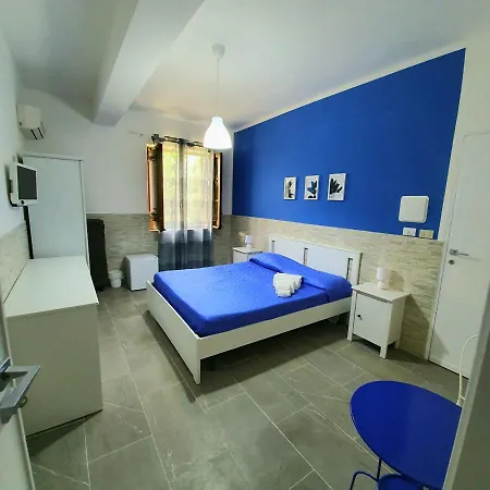 Alba Chiara Bed and breakfast