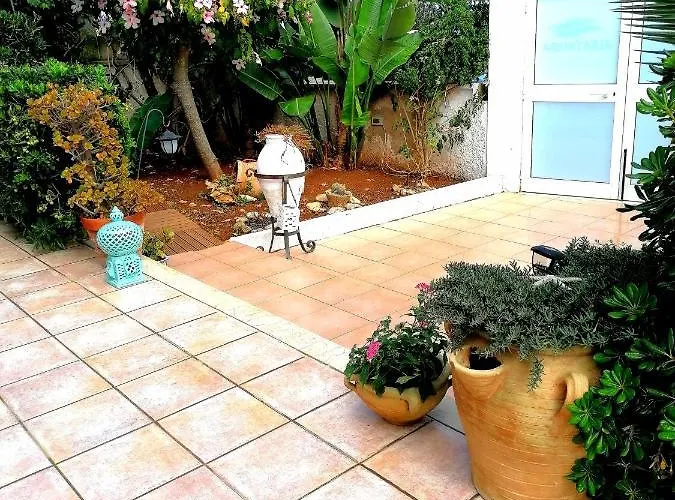 Alojamento de Acomodação e Pequeno-almoço Alba Chiara San Vito Lo Capo